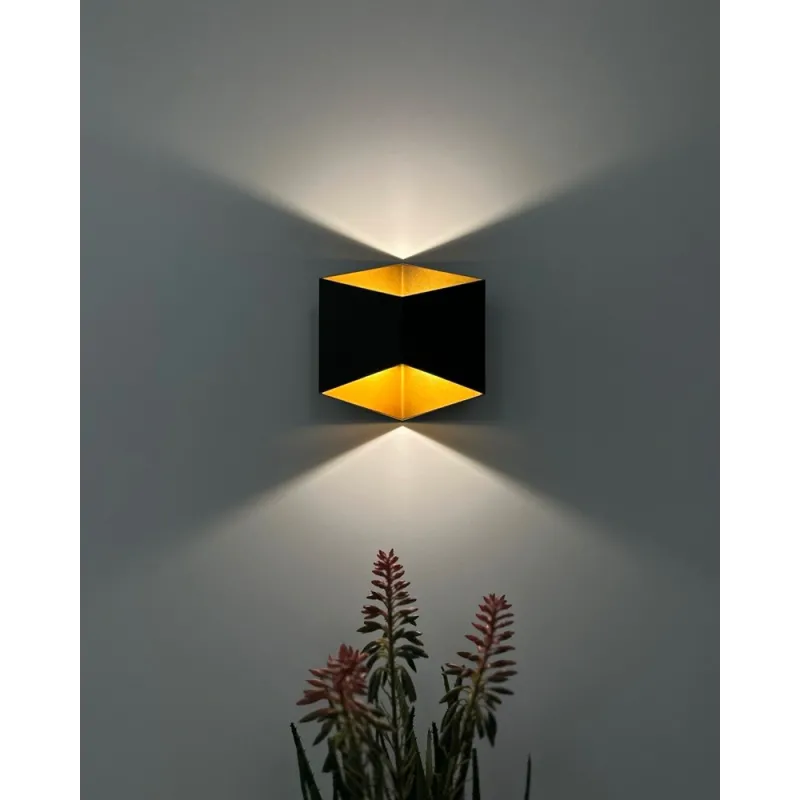Вуличний світильник Nowodvorski 8141 Triangles LED 2x5W 3000K 750Lm IP54 чорний
